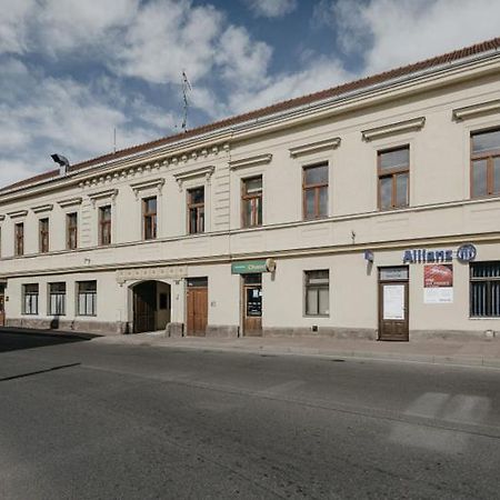 Appartement Apartman 3, Suvorovova 158 à Cesky Brod Extérieur photo
